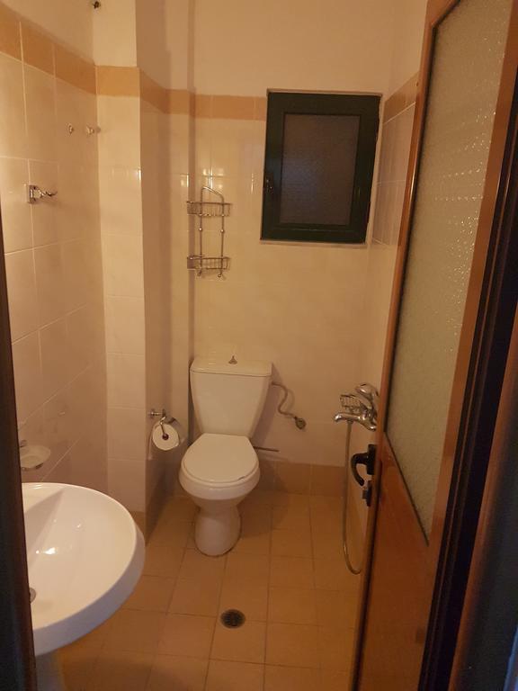 Perla Hotel Saranda Exteriör bild