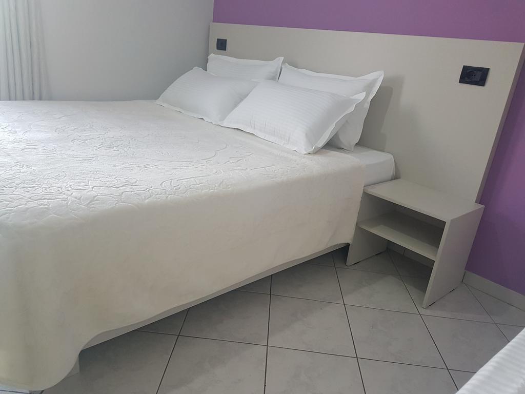 Perla Hotel Saranda Exteriör bild