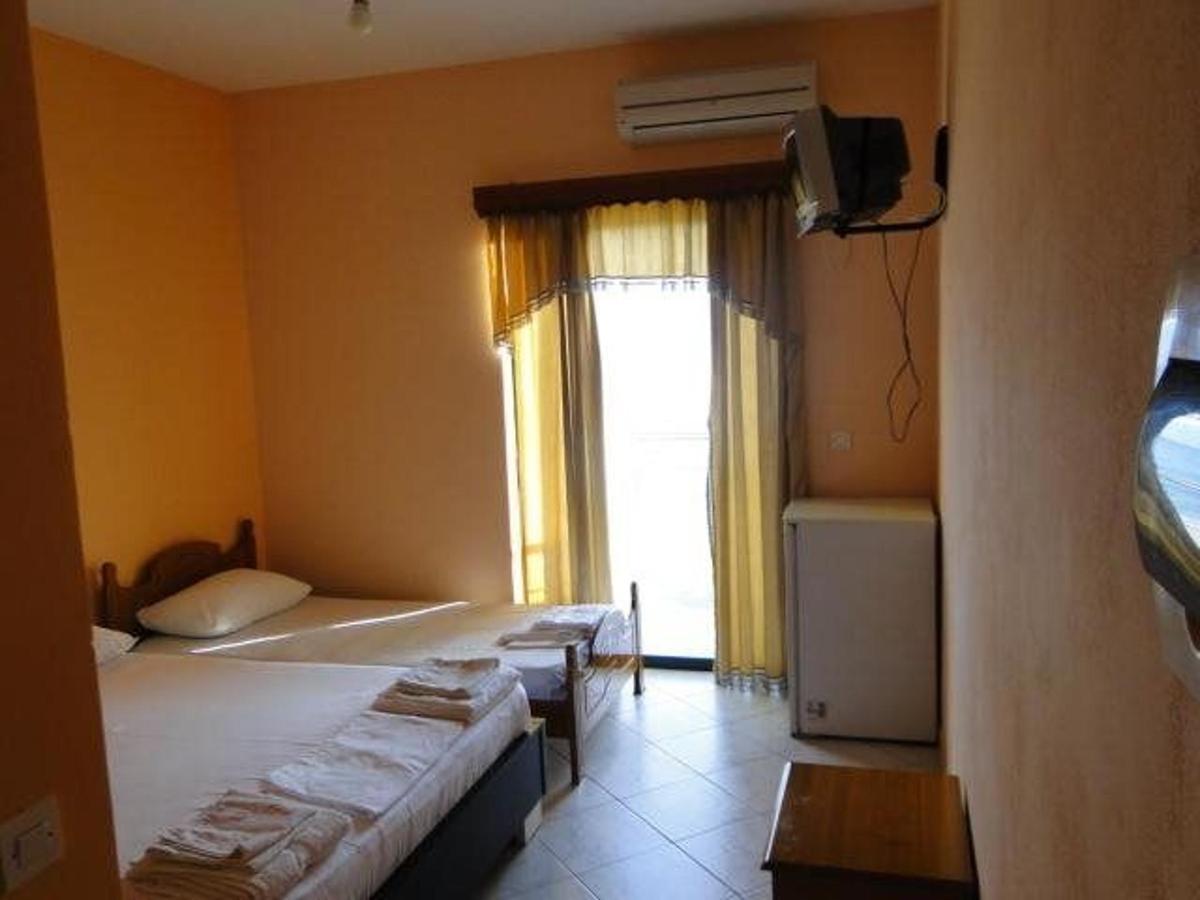 Perla Hotel Saranda Exteriör bild