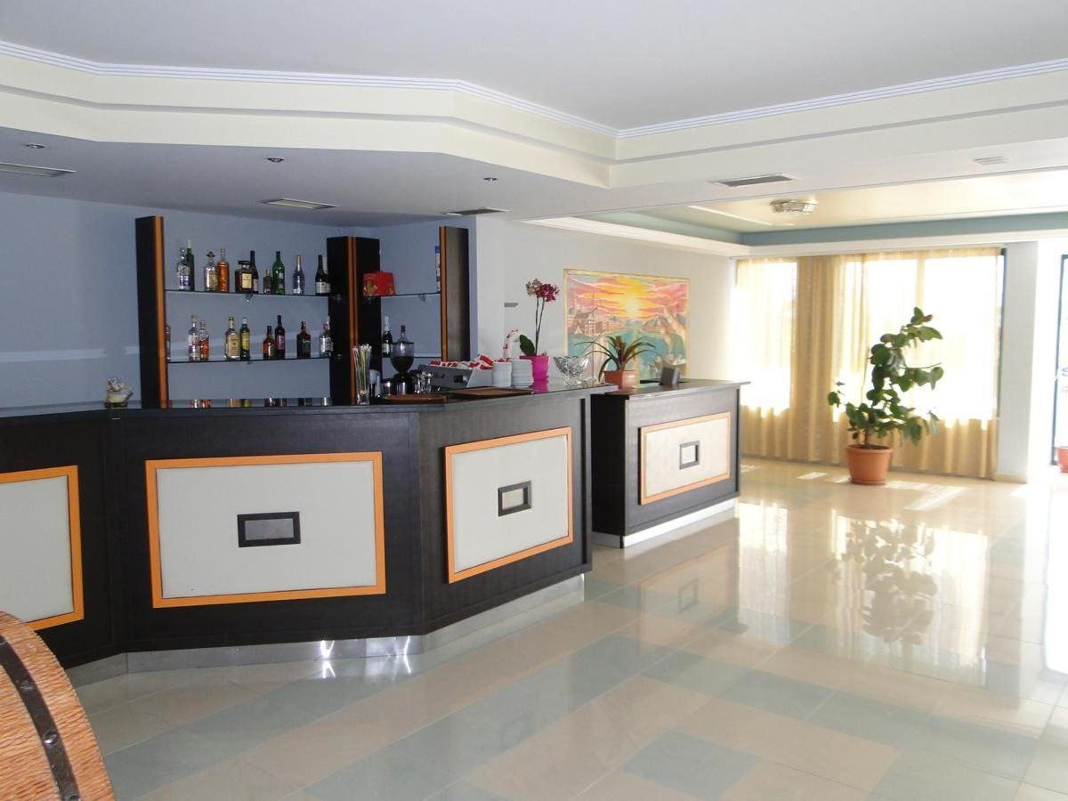 Perla Hotel Saranda Exteriör bild